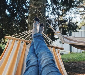 Hangmat in de tuin plaatsen